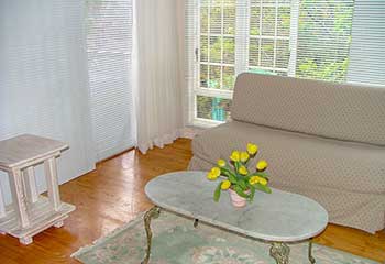Venetian Blinds - East Bluff